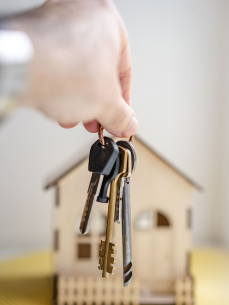 exchanging keys after a quick house sale